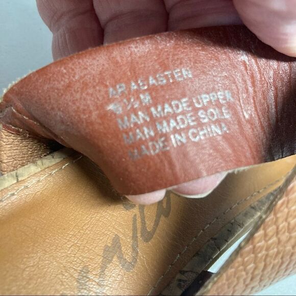 AMERICAN RAG, Slip on Brown Sandal, Size 6.5, Women’s, two straps, 1” heel - Picture 8 of 8